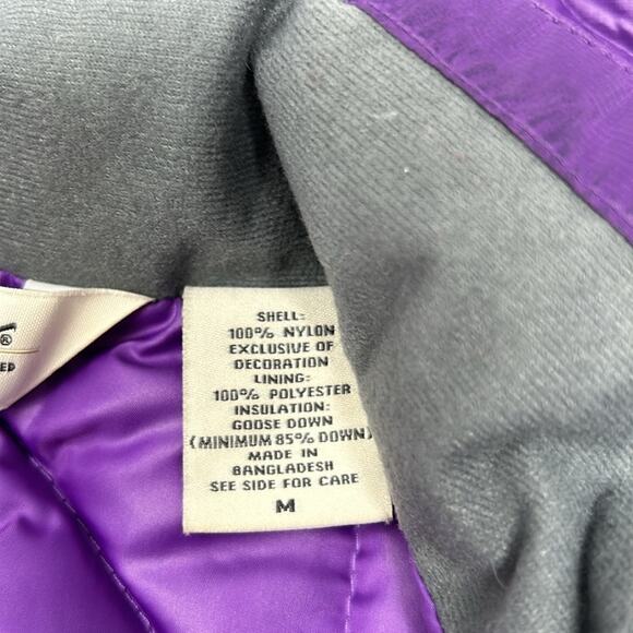 Eddie Bauer Women's Purple Down Puffer Vest Size Medium - Picture 10 of 11